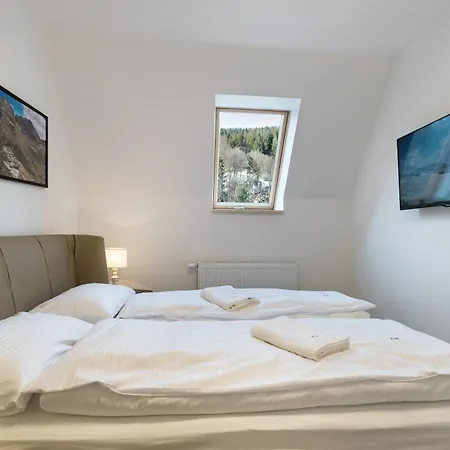 Szkolna Apartament *