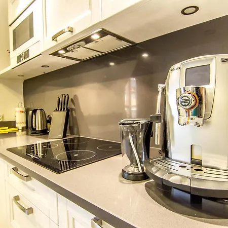 Szkolna Apartament