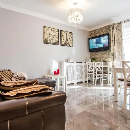 Apartament Szkolna *